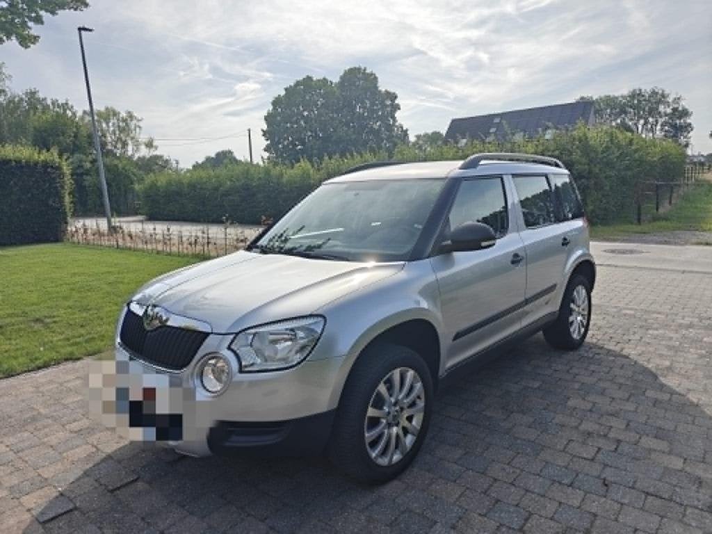 AUTO SKODA YETI, Autos, 90 kW, Achat, 5 portes, 5 places