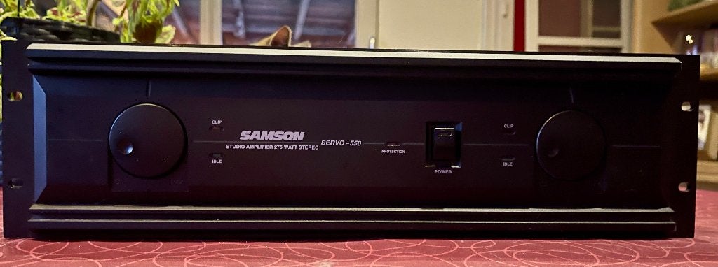 Samson Servo-550 eindversterker, Audio, Tv en Foto, Ophalen, Zo goed als nieuw, 120 watt of meer, Overige merken