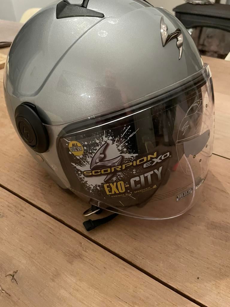 Mooie nieuwe helm, Fietsen en Brommers, Ophalen of Verzenden, Zo goed als nieuw