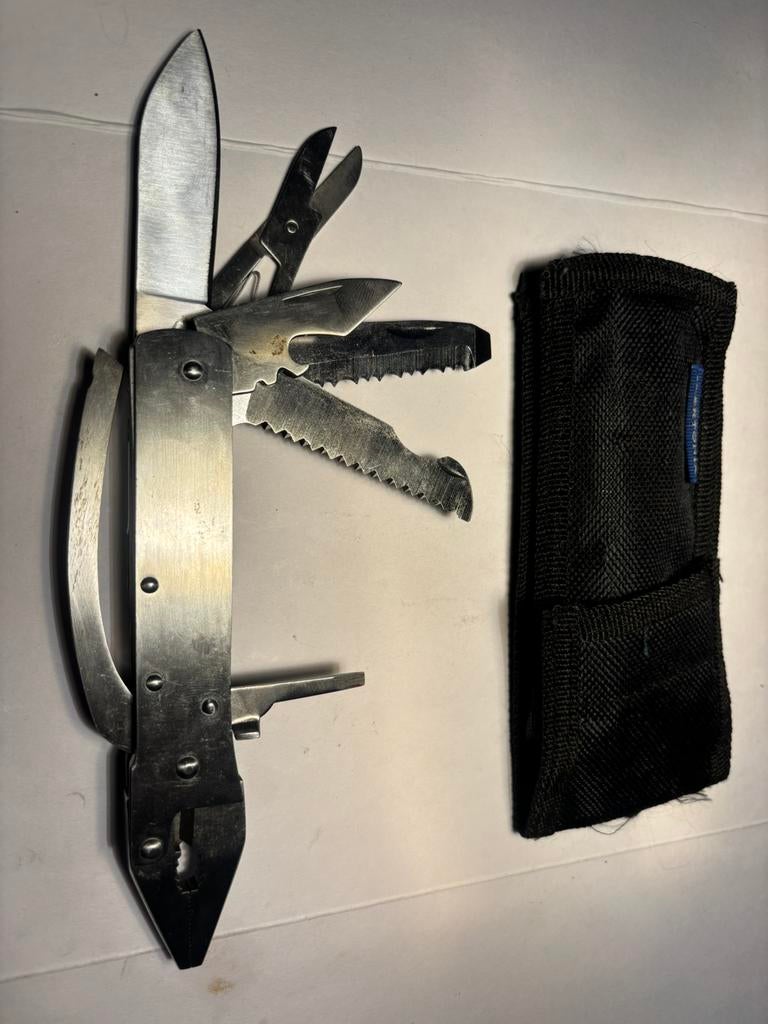 Trektonia Multitool, Ophalen