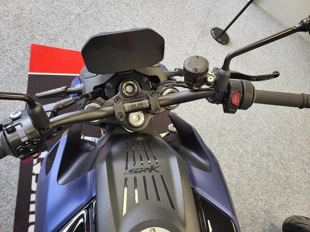 QJ Motor SRK 800, 2 cilinders, Occasion, Motorrijbewijs A, Traction Control
