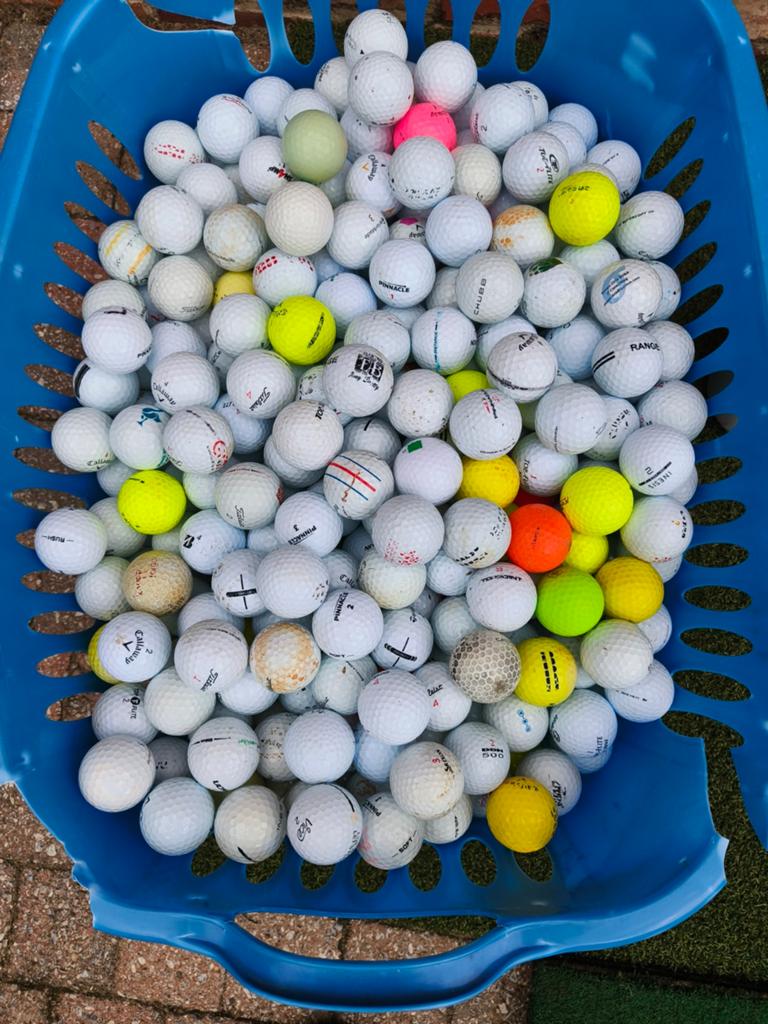 Golfballen om te oefenen,,ook bruikbaar golfterrein, Sport en Fitness, Golf, Ophalen
