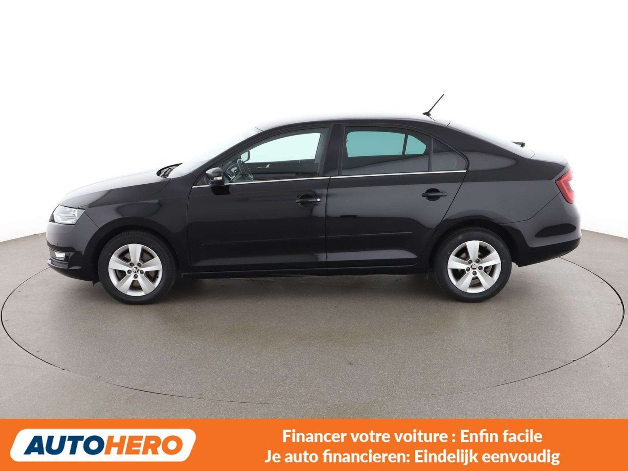 Skoda Rapid/Spaceback 1.6 TDI Ambition, Autos, Achat, Noir, 5 portes, 1292 kg