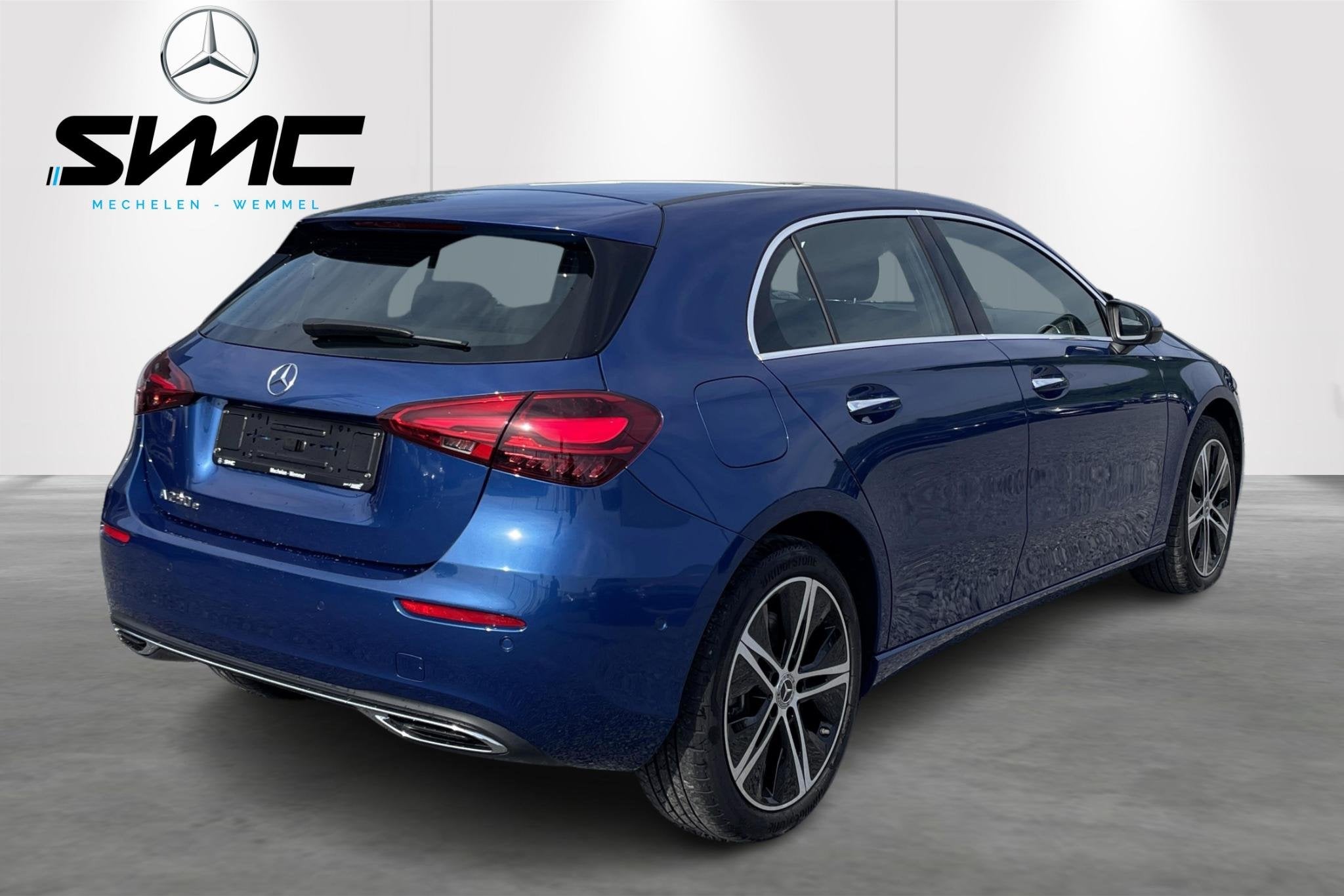 Mercedes-Benz A-Klasse A 250 e Luxury Line, Auto's, Stof, Gebruikt, 16 kWh, Blauw