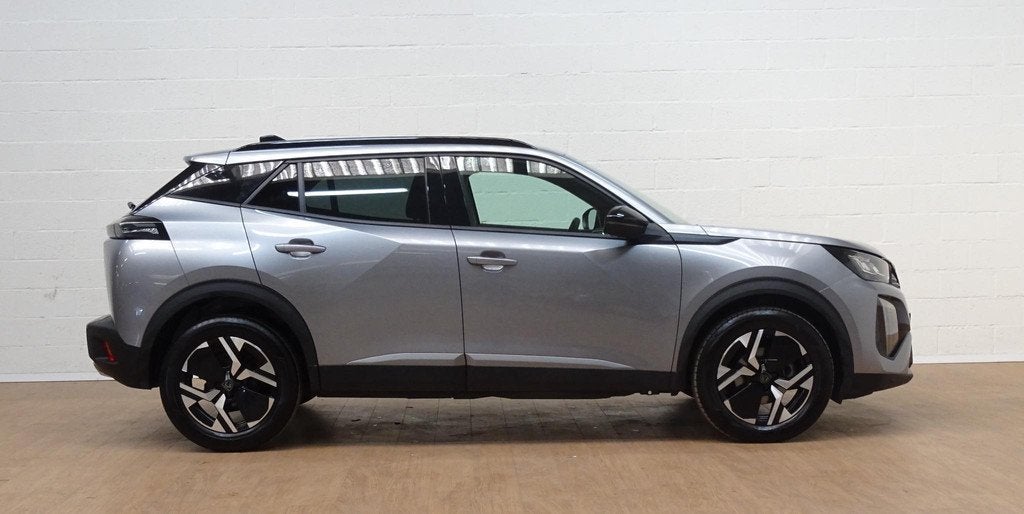 Peugeot 2008 1.2 HYBRID 136 e-DSC6 Allure, Auto's, Stof, Gebruikt, 110 g/km, 136 pk