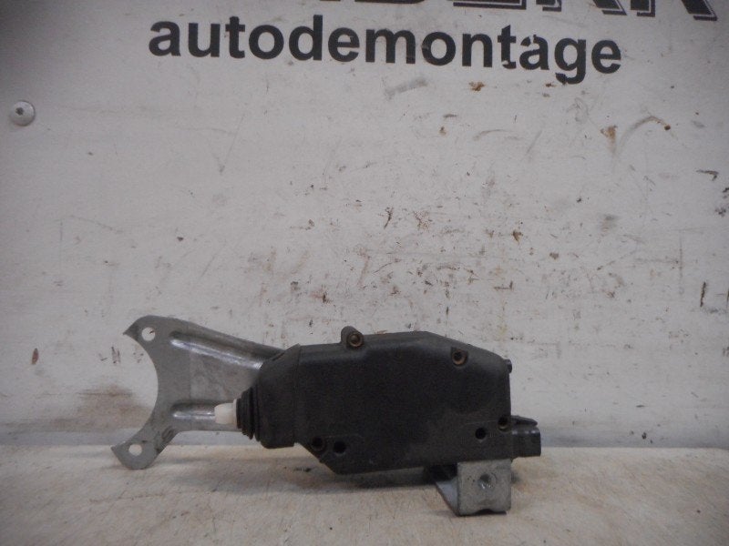 VEROUILLAGE CENTRALISEE CAPOT MOTEUR Opel Calibra, Opel, Opel Automobile GmbH, Utilisé, Kontakt-opel@opel.com