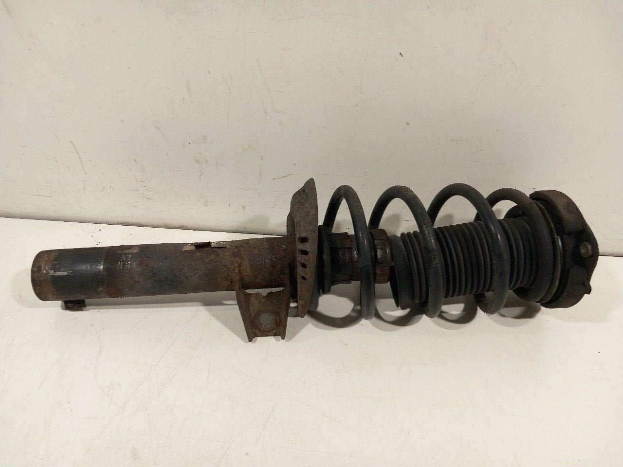 Veerpoot links voor Volkswagen Sharan, Onderdelen@venauto.nl, Van der Ven Autorecycling B.V., Ettenseweg 76, 4706 PB Roosendaal, The Netherlands