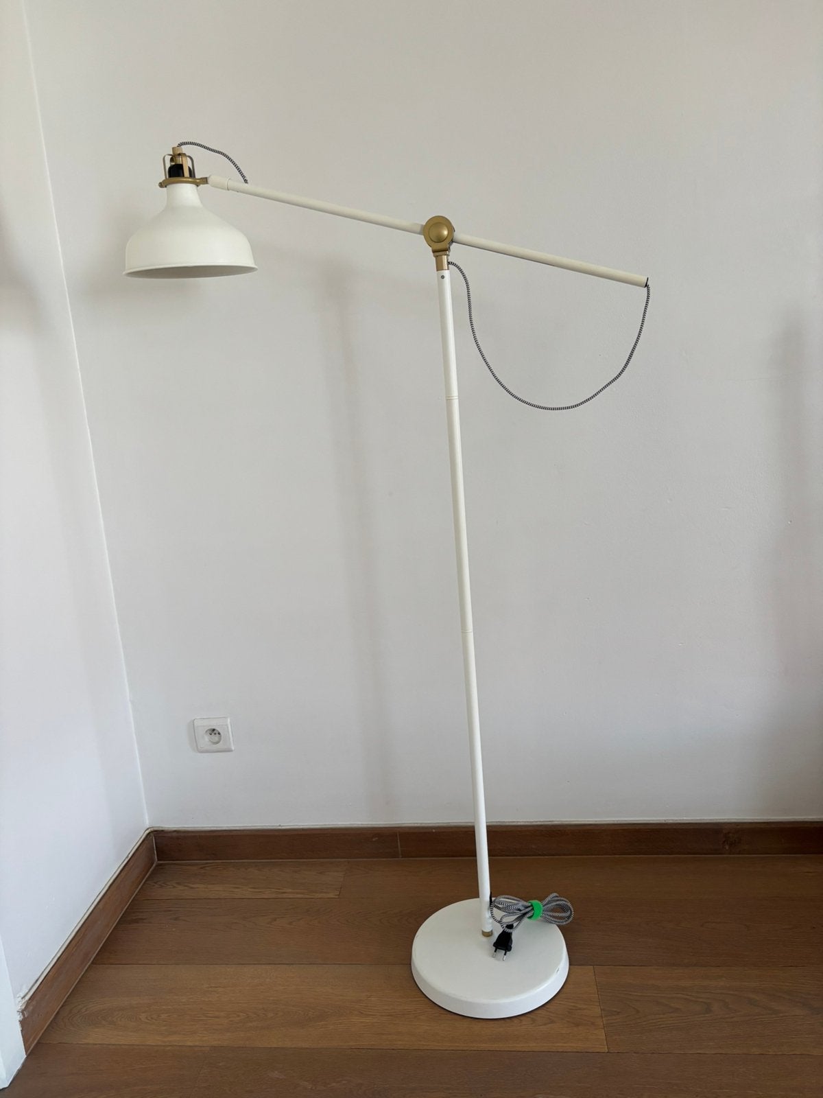 Ranarp ikea staande lamp, Huis en Inrichting, Lampen | Vloerlampen, Ophalen, Zo goed als nieuw