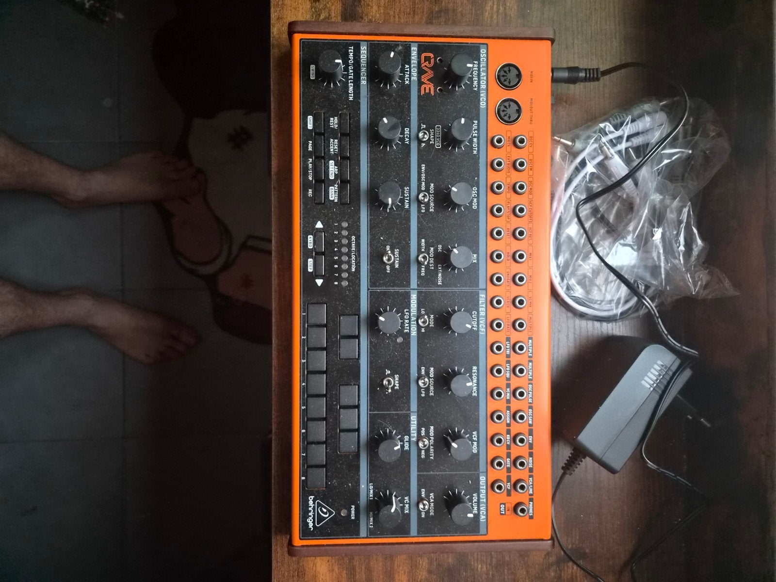 Behringer Crave, Muziek en Instrumenten, Ophalen, Zo goed als nieuw, Overige merken
