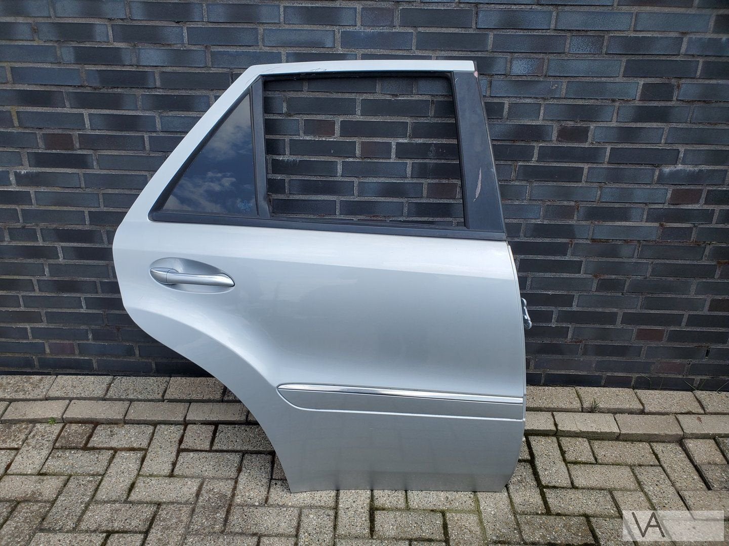 Mercedes ML W164 2005 - 2012 deur portier rechts achter €100, Utilisé, Porte, -, Enlèvement ou Envoi