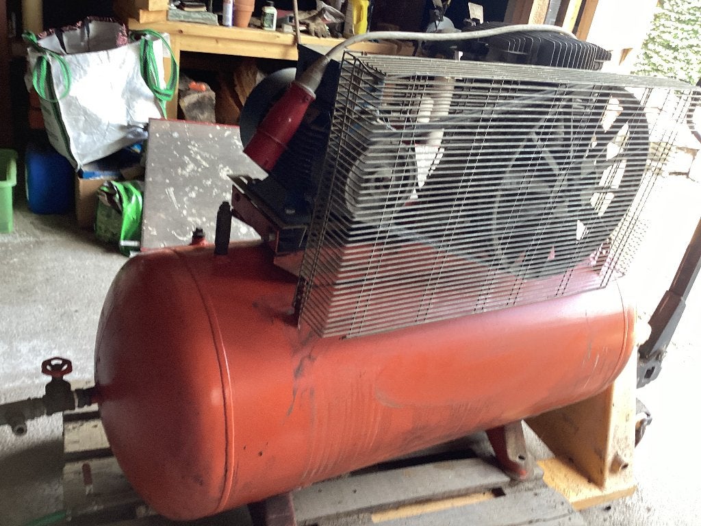Compressor, Ophalen, Gebruikt, 400 tot 800 liter/min, 10 bar of meer