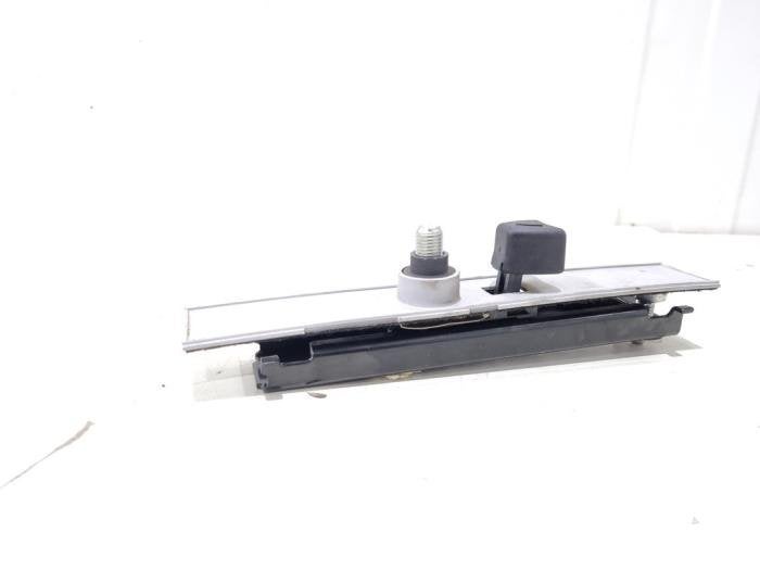 Guide ceinture de sécurité d'un Fiat Doblo, Autos : Pièces & Accessoires, -, 3 mois de garantie, Utilisé, Fiat