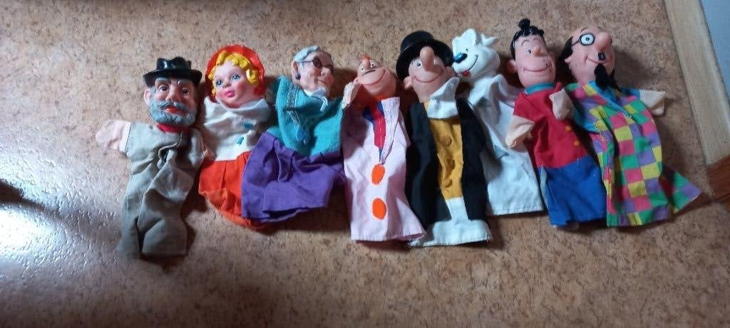 Handpopjes  en poppenkast, Enlèvement