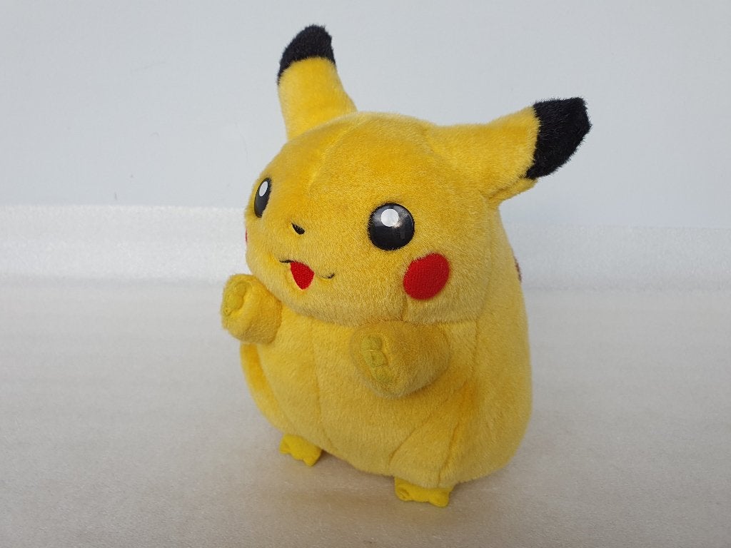 Pokémon: Pikachu Talking Plush ca. 30 cm (Tiger, 2000), Pokémon, Ophalen of Verzenden, Gebruikt