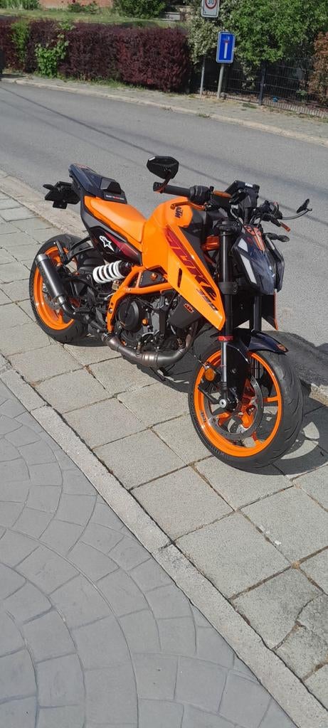 KTM Duke 390 2024 1750 Km, Motoren, Nieuw, Sport