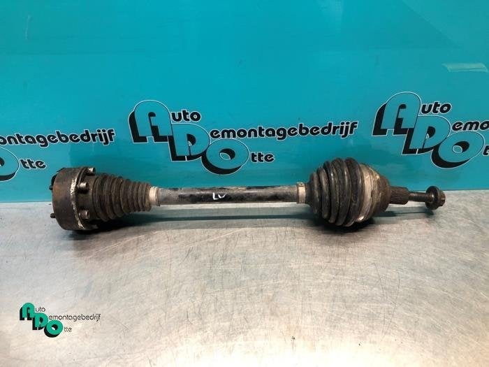 Aandrijfas links-voor van een Seat Leon (Leon 05-), Gebruikt, -, -, Ophalen of Verzenden