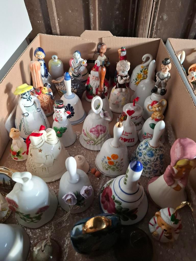 Grote verzameling porselein tafelbellen allerlei!, Verzamelen, Complete verzamelingen en Collecties, Ophalen