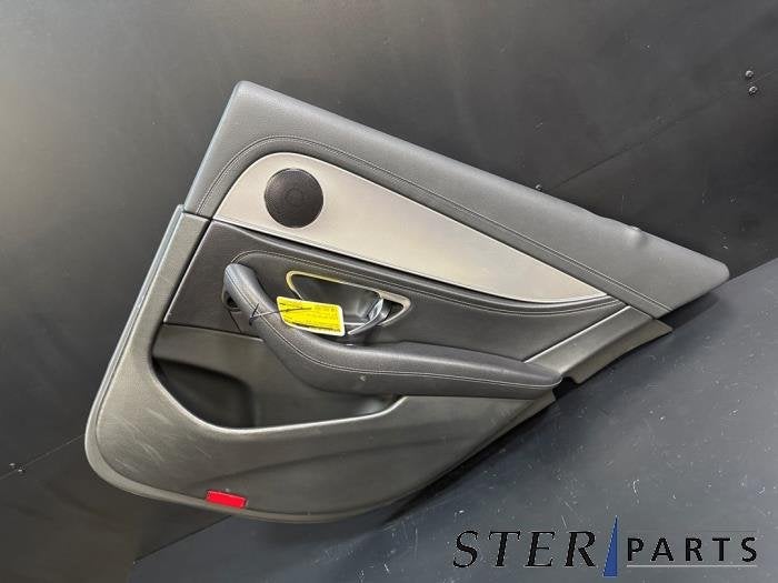 Revêtement portière 4portes arrière droite d'un Mercedes, 3 mois de garantie, Utilisé, -, -