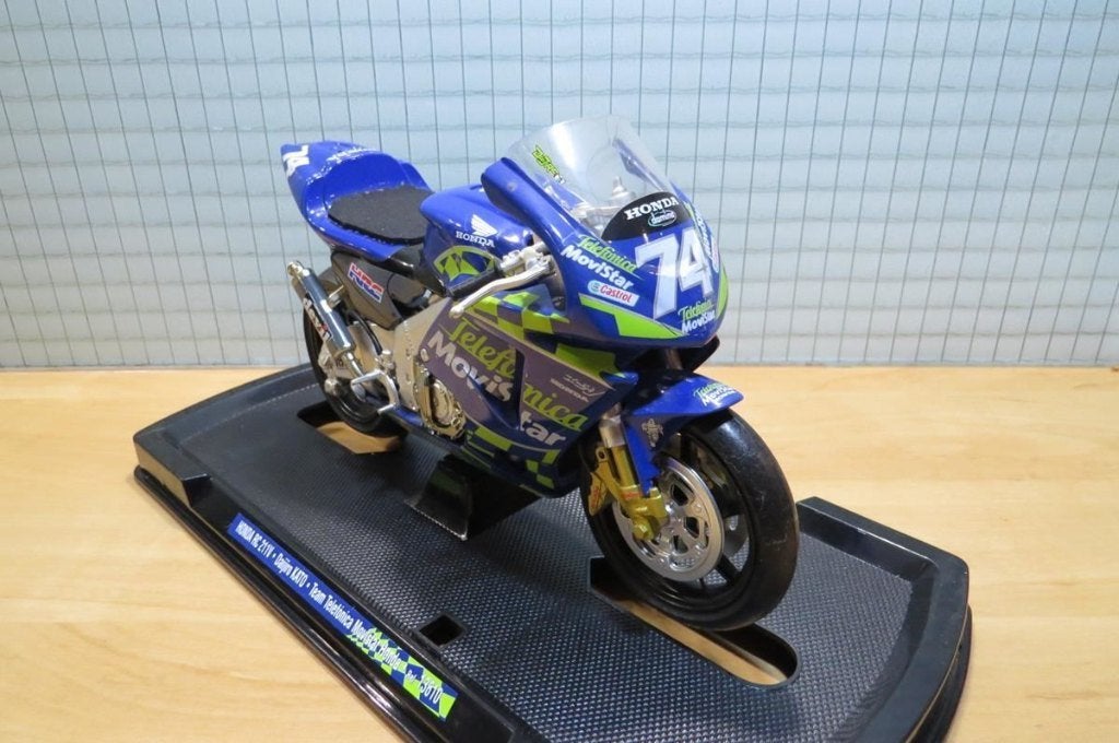 Daijiro Kato Honda RC211V 2003 1:10 13610, Ophalen of Verzenden, Nieuw, 1:9 t/m 1:12, Motor