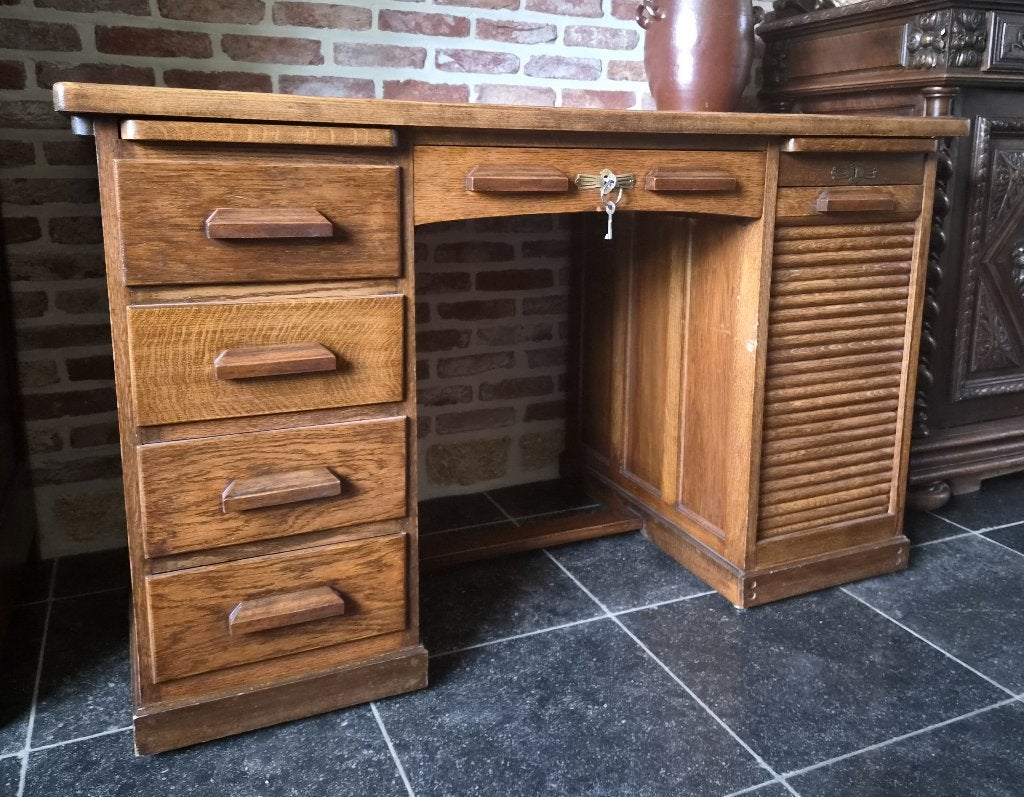 Eikenhouten ministre bureau, Ophalen