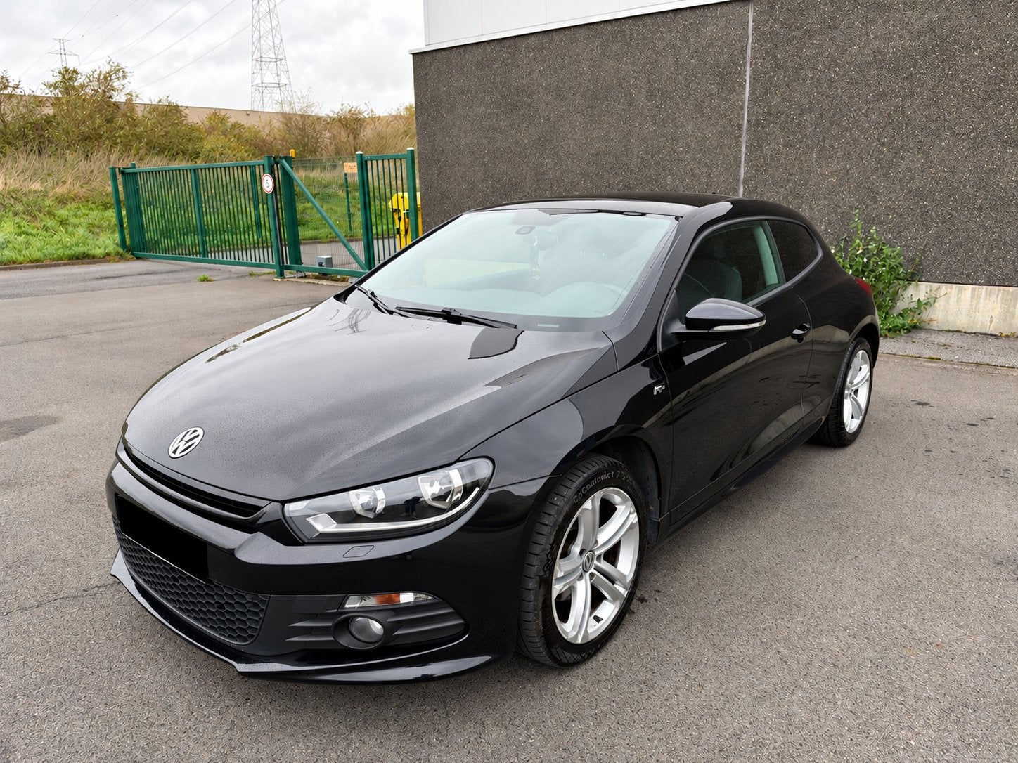 Volkswagen Scirocco 1.4 TSI 122 ch – R-Line – Toit pano GPS, Auto's, Voorwielaandrijving, Stof, Zwart, Zwart