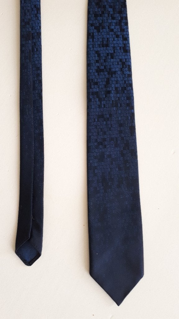 Stropdas / Pure VINTAGE! Blauw met dessin, Vêtements | Hommes, Enlèvement, Porté, Bleu