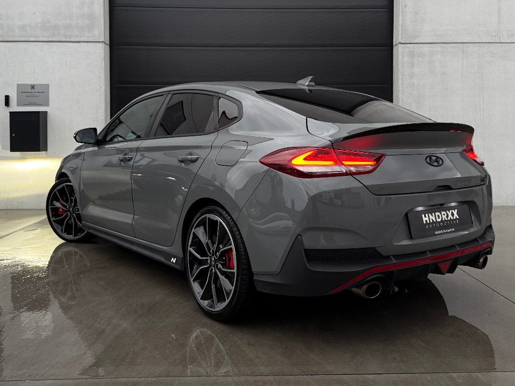 Hyundai i30 Fastback N Performance | 275PK | CARPLAY |CAMERA, Auto's, Hyundai, Voorwielaandrijving, 1998 cc, 4 cilinders, Leder en Stof