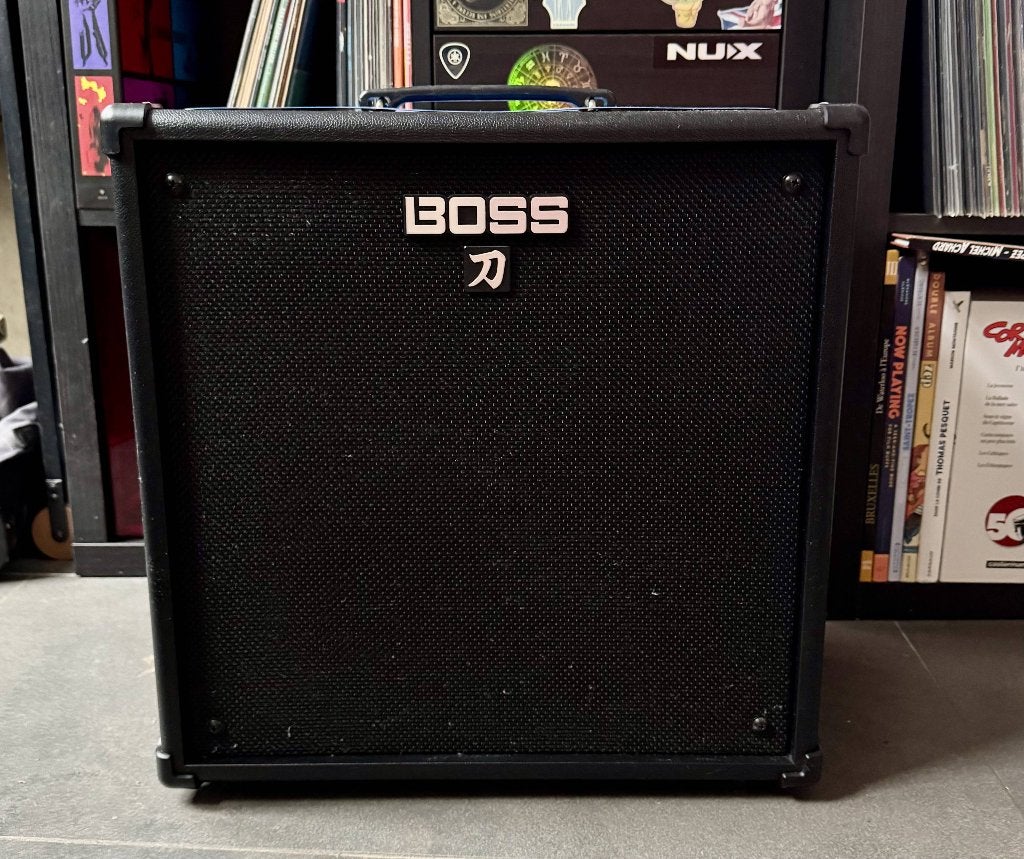 BOSS Katana-110 basversterker + BT-DUAL-adapter, Ophalen, Zo goed als nieuw, Basgitaar, 50 tot 100 watt