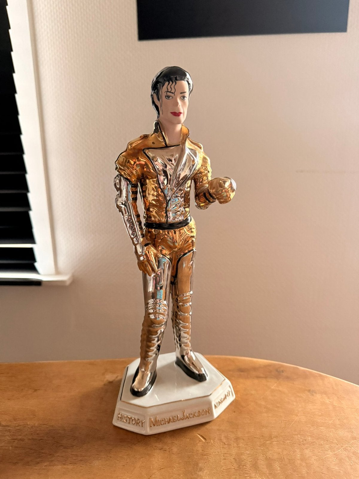 TE KOOP – RARE MICHAEL JACKSON HIStory COLLECTOR’S STATUE, Verzamelen, Ophalen, Zo goed als nieuw