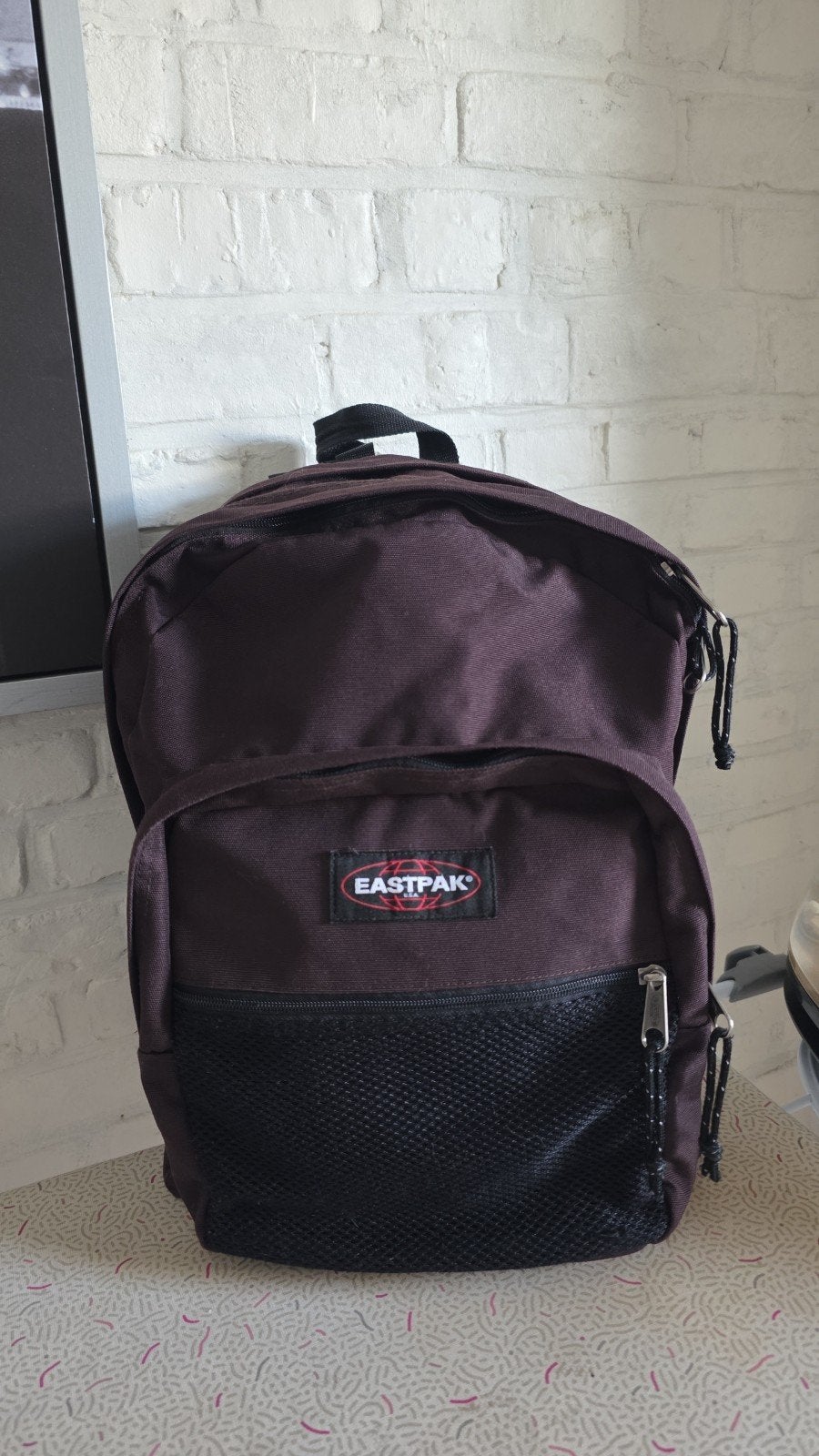 RUGZAK EASTPAK, Ophalen