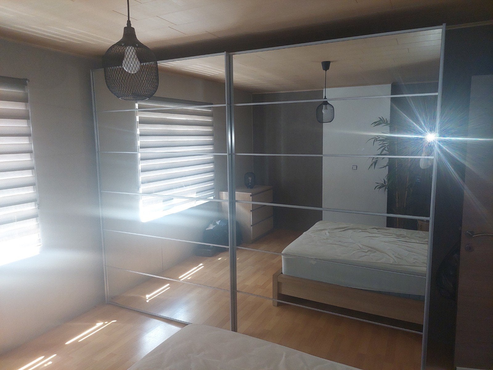 Garde robe porte coulissante miroir pas ikea, Enlèvement