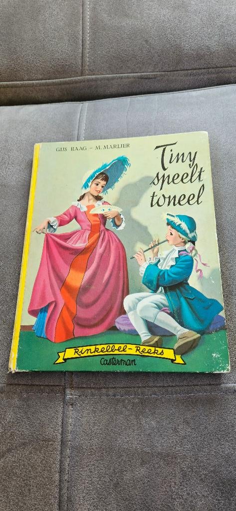 Boekje Tiny speelt toneel uit 1959, Boeken, Ophalen of Verzenden, Gelezen