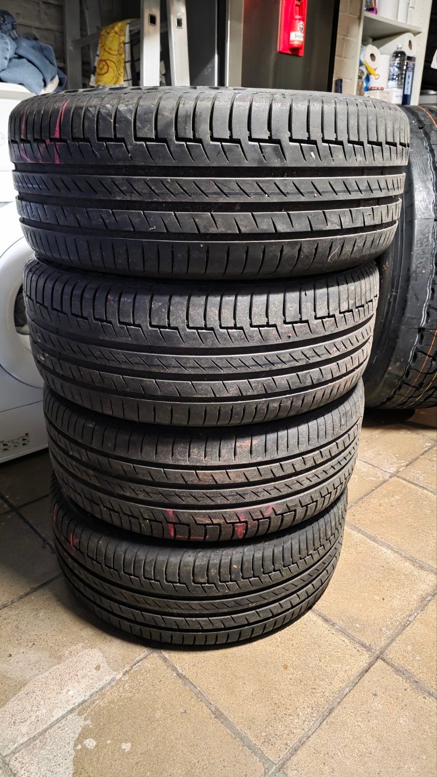 4 pneus été Continental 235/35 R19 103V, Autos : Pièces & Accessoires, Véhicule de tourisme, Pneus été, Pneu(s), 19 pouces