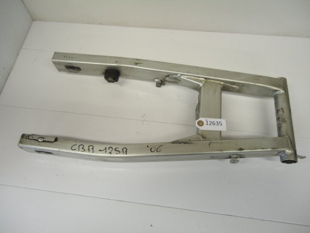 CBR125R 2004 - 2006 Honda Achterbrug D1-10074