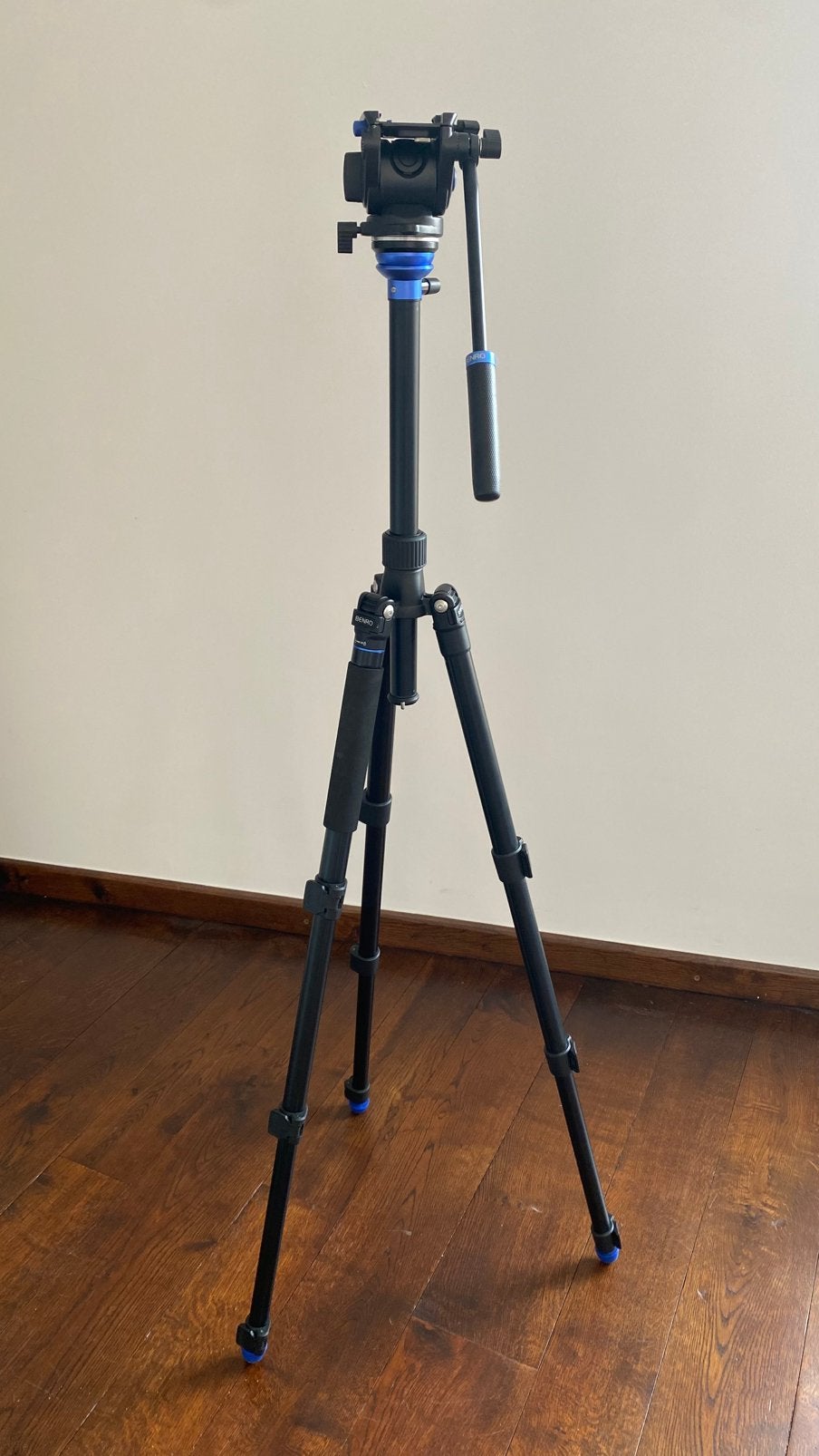 Benro statief + slider, Ophalen, Zo goed als nieuw