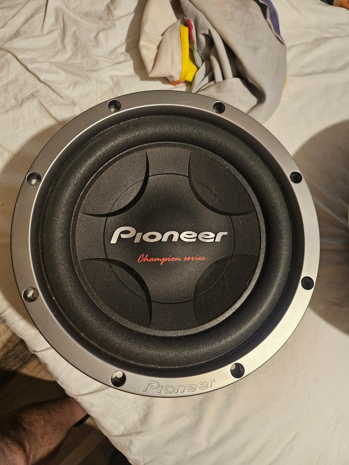 Muziek installatie auto, Ophalen