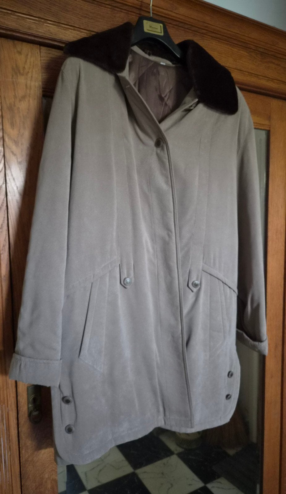 beige damesjas, Kleding | Dames, Jassen | Zomer, Ophalen of Verzenden, Beige