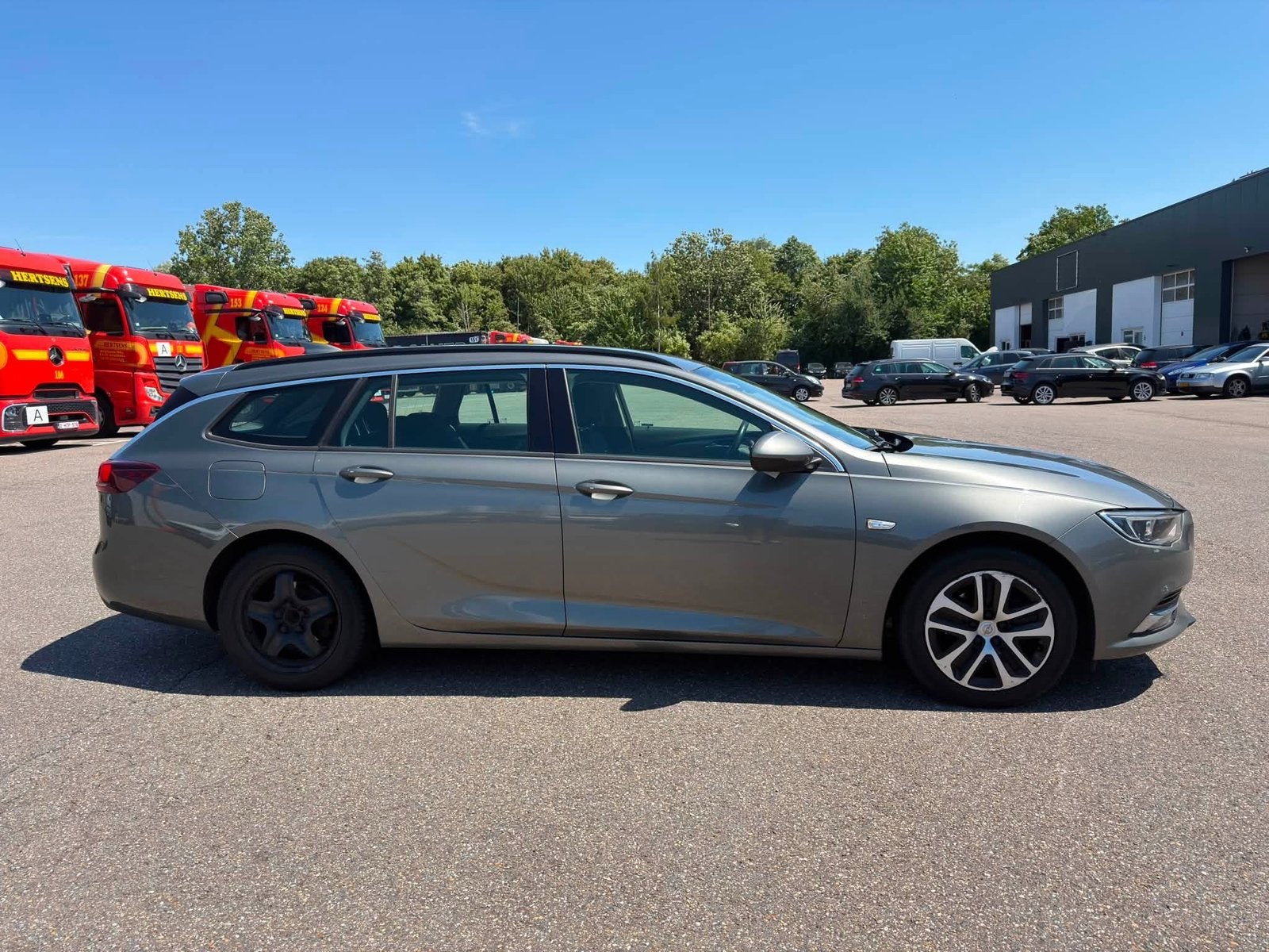 Opel Insignia Sports Tourer 1.6 CDTI EURO 6c –, Auto's, Stof, 4 cilinders, https://public.car-pass.be/vhr/97c2353f-ce9c-48f3-8f0c-11d355741360