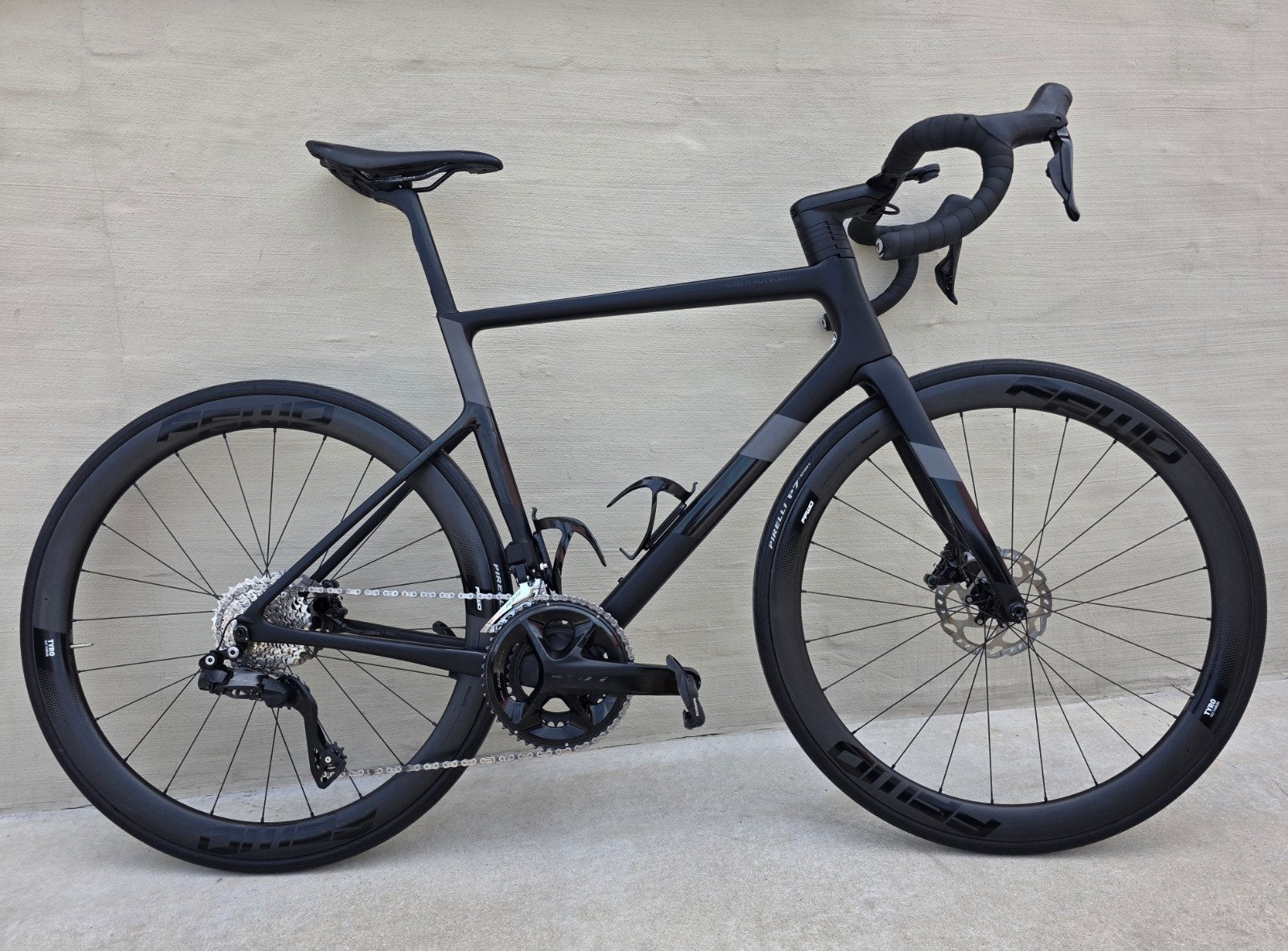 Cannondale Supersix Evo CRB 105/Di2 FFWD Wheels *M54 Black, Vélos & Vélomoteurs, Vélos | Vélos de course, Carbone, Enlèvement