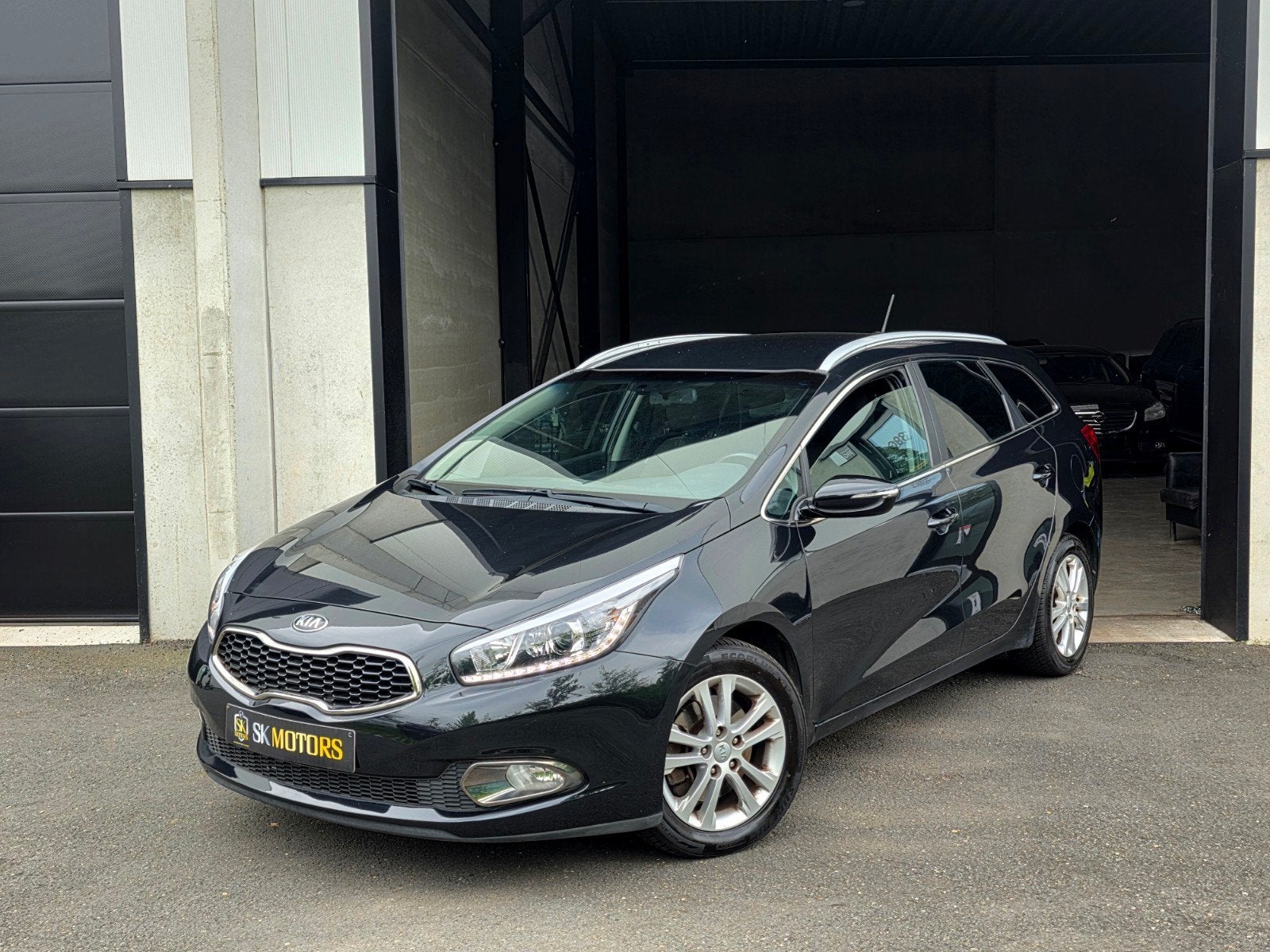 KIA CEED 1.4i Premium GPS Camera Cruise 1ste Eig Garantie, Auto's, Kia, Voorwielaandrijving, Stof, 4 cilinders, 1396 cc