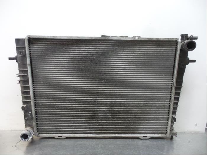 Radiateur van een Kia Sportage (Sportage 05-), Auto-onderdelen, Airco en Verwarming, Kia, Gebruikt, 3 maanden garantie, Ophalen of Verzenden