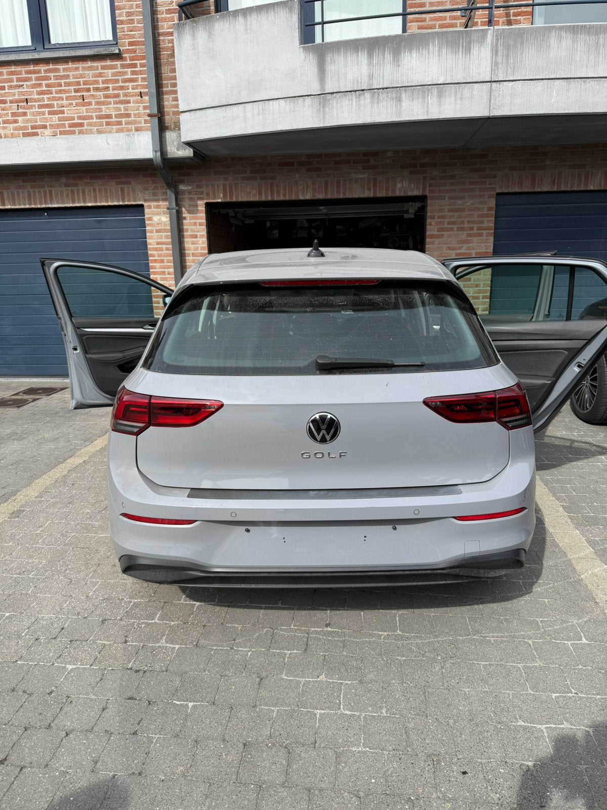 Ongeval met de VW Golf 8 2023, Auto's, Handgeschakeld, 5 deurs, 3 cilinders, Parkeersensor
