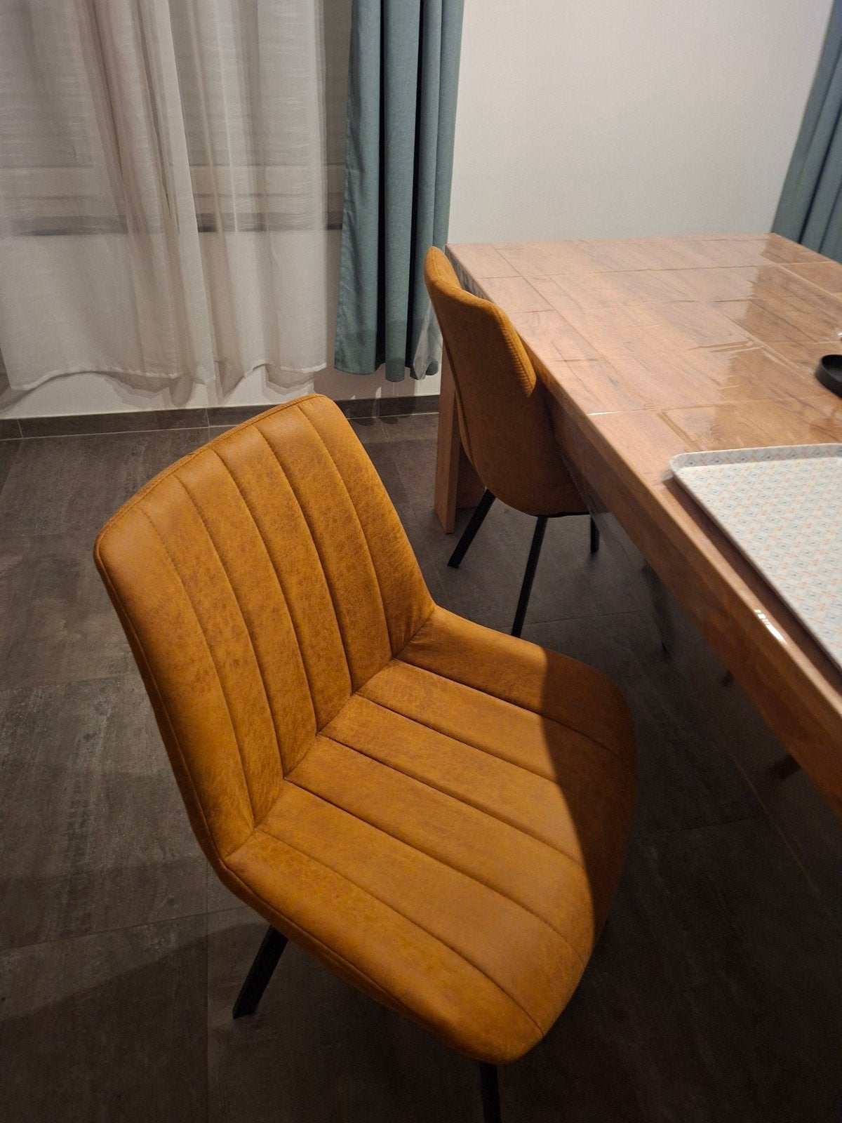 Eetkamertafel met 4 stoelen, Ophalen