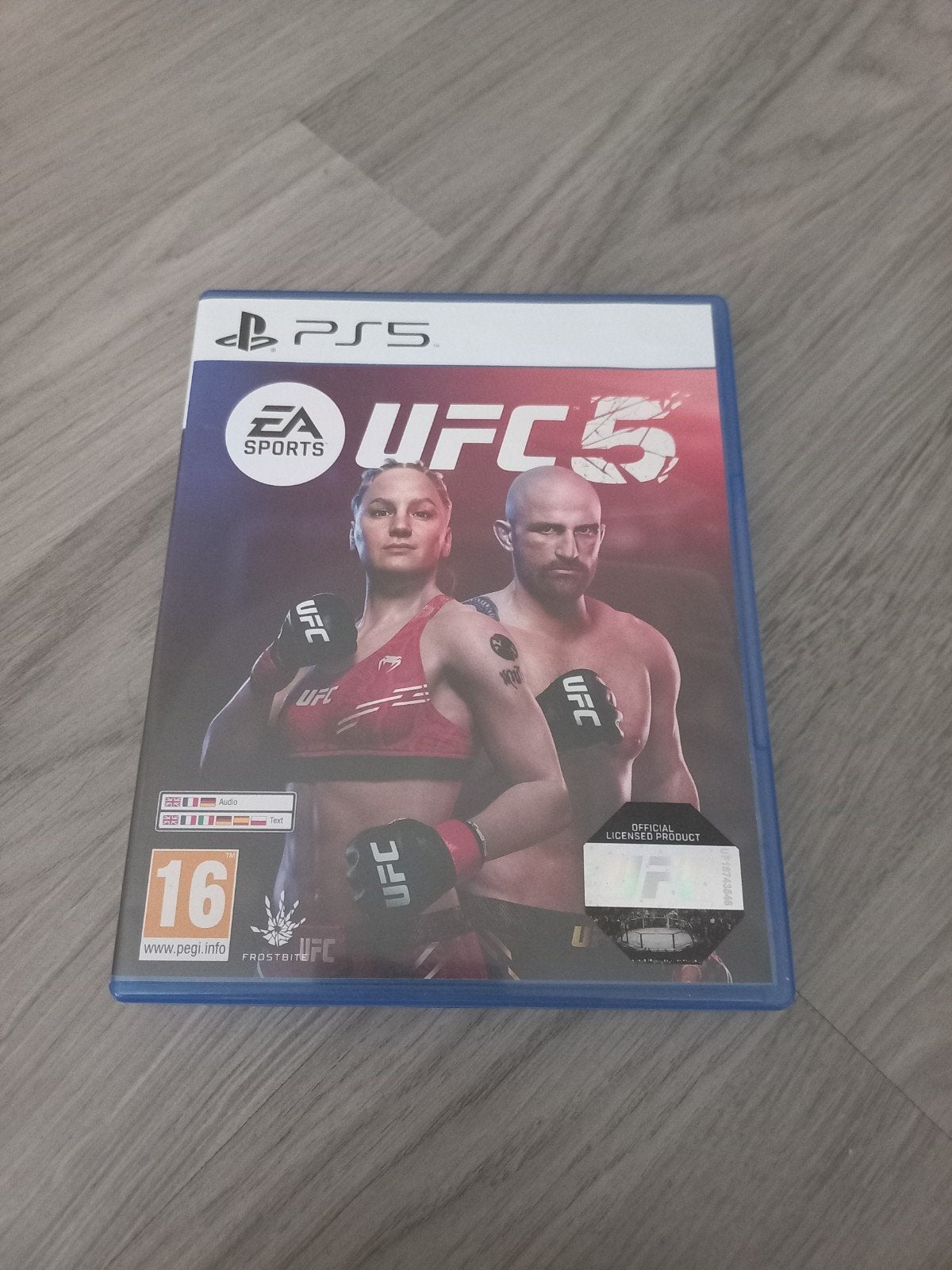 Ufc 5, Enlèvement