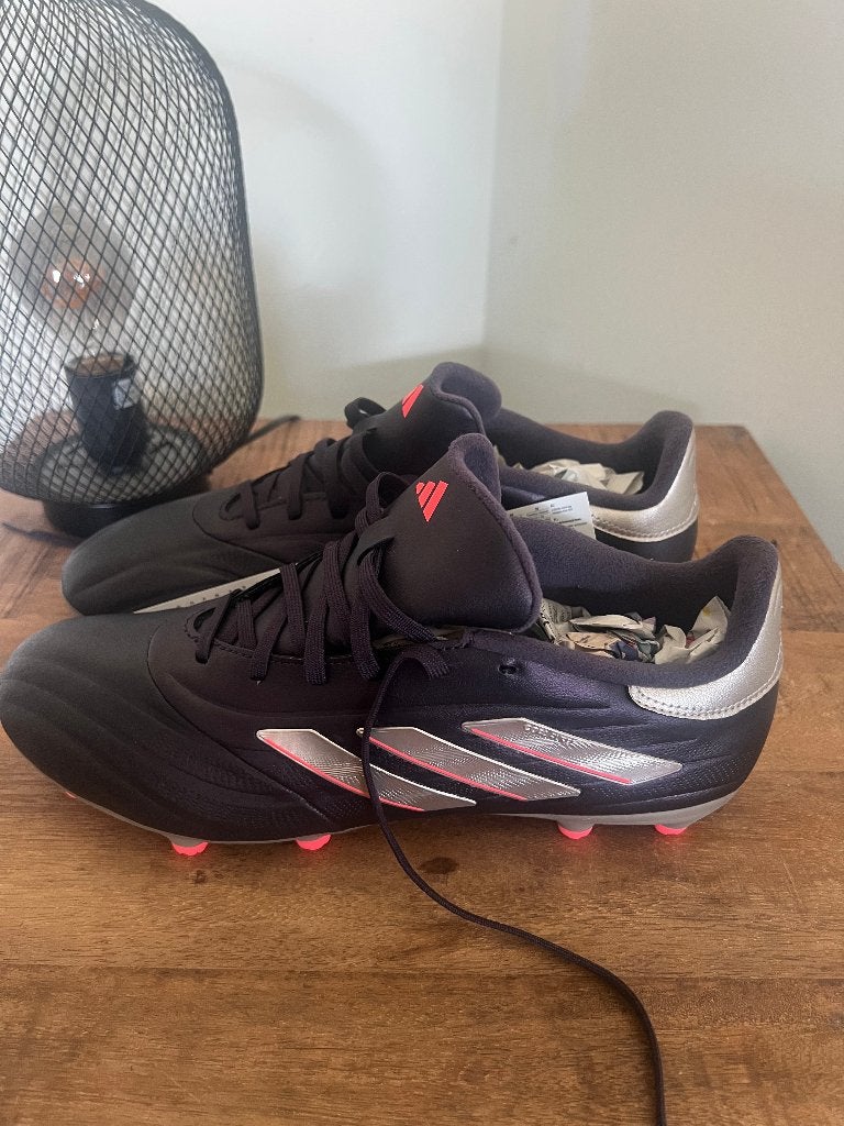 Adidas Copa Pure 2 League maat 43 1/3, Sport en Fitness, Ophalen, Nieuw, Schoenen