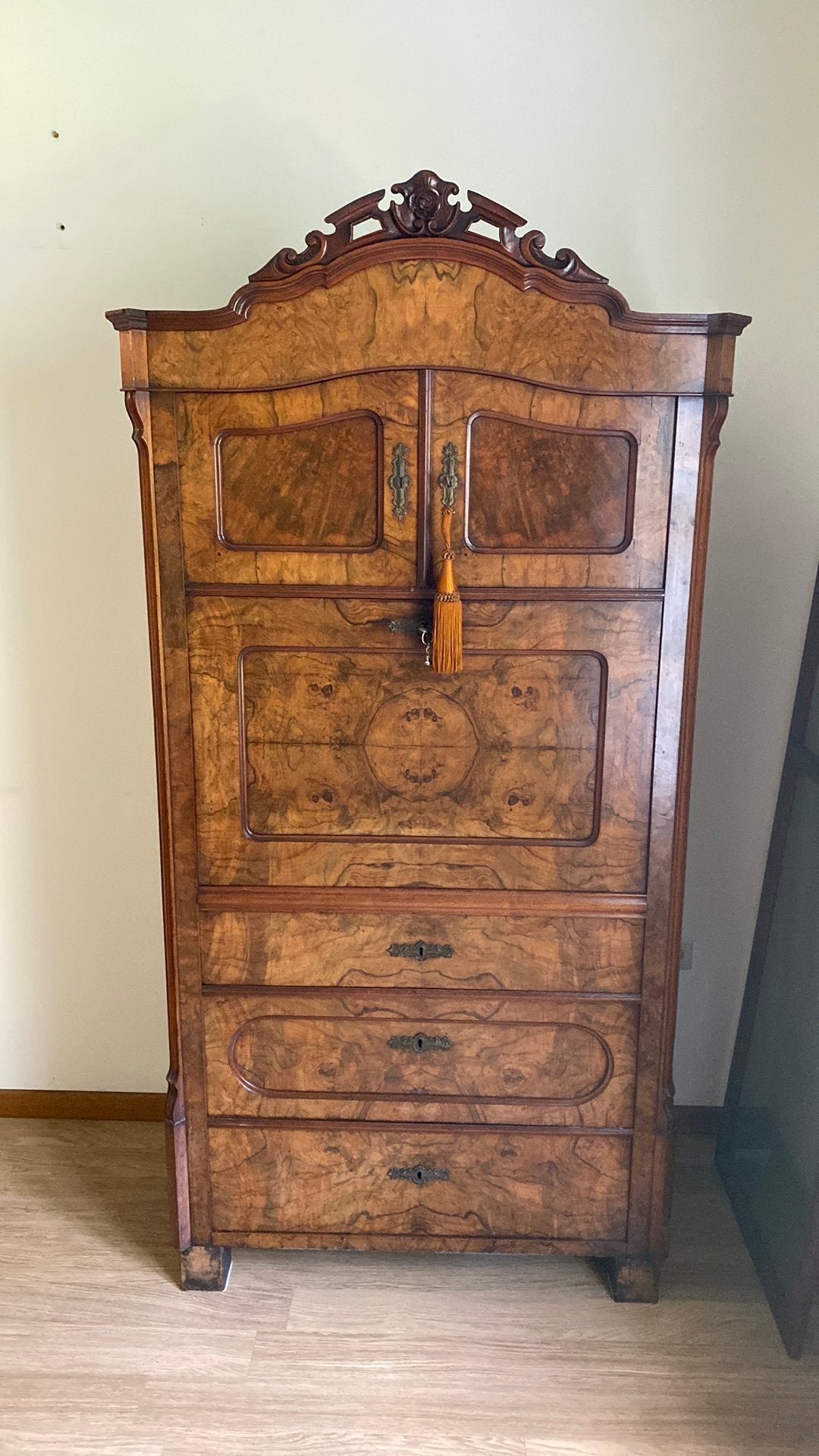 Antieke Louis Philippe secretaire van Notenhout van ca 1860, Ophalen