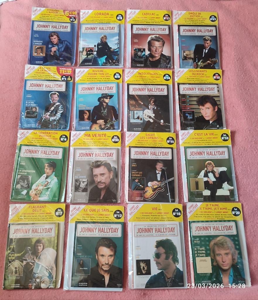 30 livres et CD's de Johnny Hallyday ., Enlèvement ou Envoi, Neuf, dans son emballage