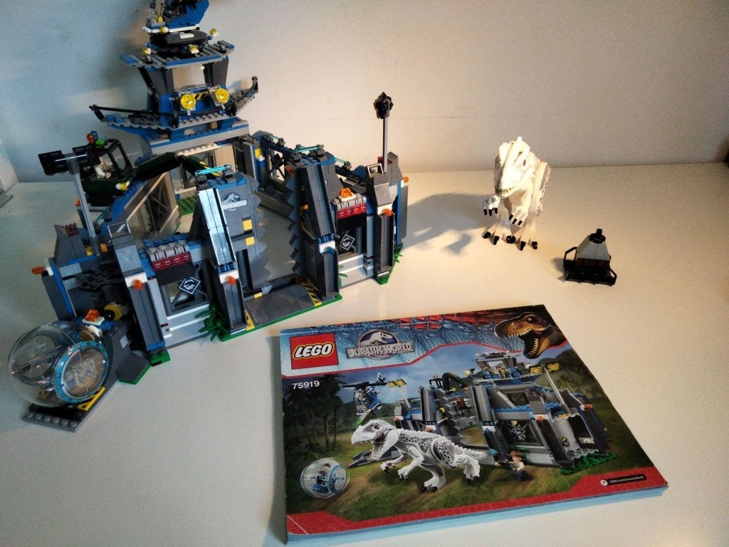 Uitbraak van Indominus rex, Kinderen en Baby's, Gebruikt, Jurassic World, Lego, Overige typen