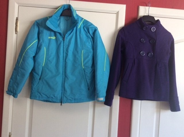 Te koop 2 jassen maat 146/152, Kinderen en Baby's, Kinderkleding | Maat 146, Meisje, Ophalen of Verzenden, Zo goed als nieuw, Verschillende merken