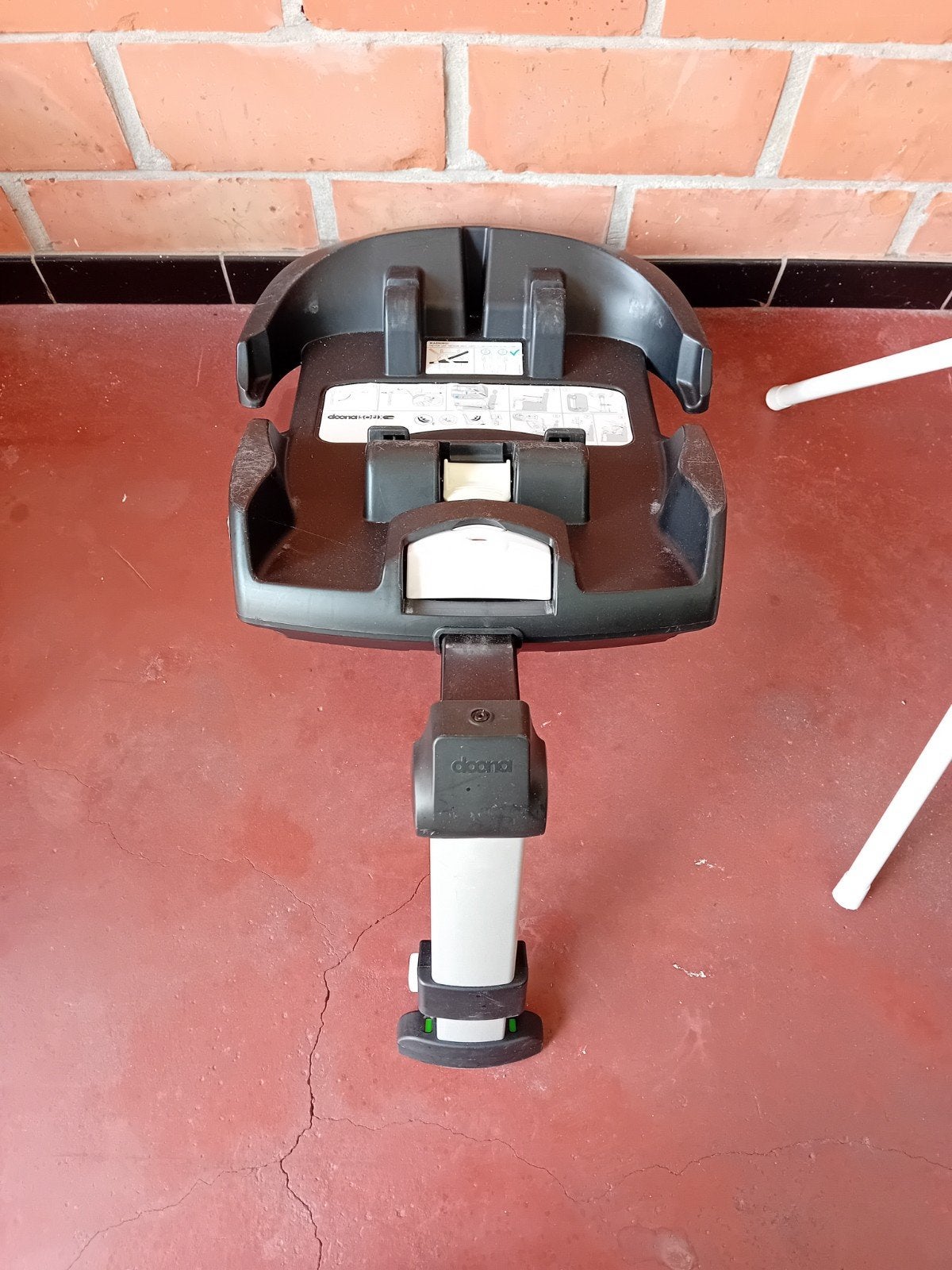 Doona isofix base, Ophalen, Isofix